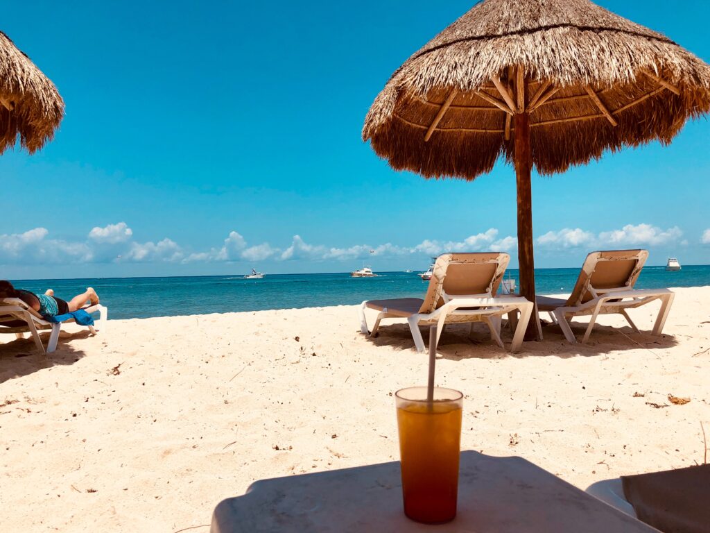 cool-cabana-set-up