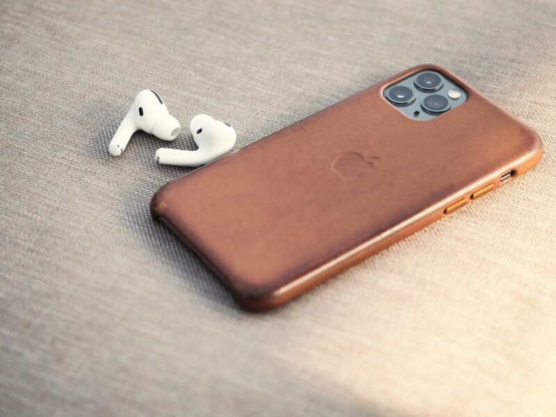 ideal-of-sweden-phone-case